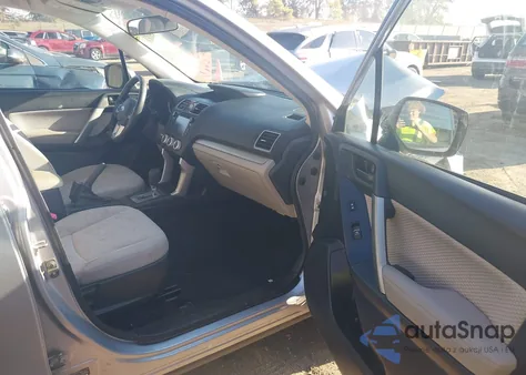 2018 Subaru Forester 2.5I из США, поврежденный, VIN JF2SJABC1JH488477